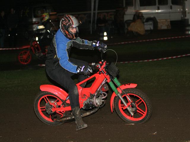 167.JPG (42280 Byte)